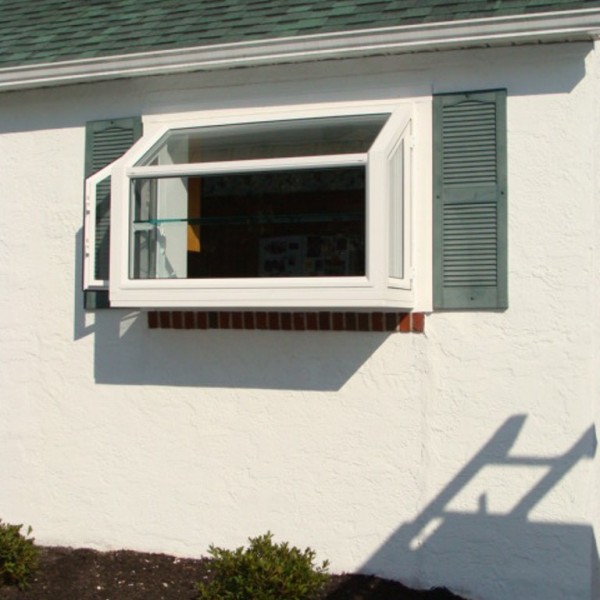 Garden Kitchen Window Installation | Sovereign Construction Services