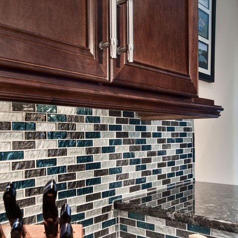 Linear Glass Tile Backsplash | Sovereign Construction Services