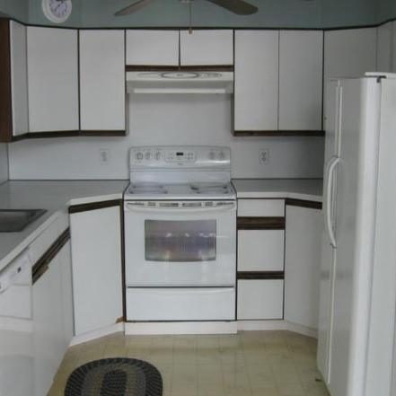 Kitchen Before | Sovereign Construction Services